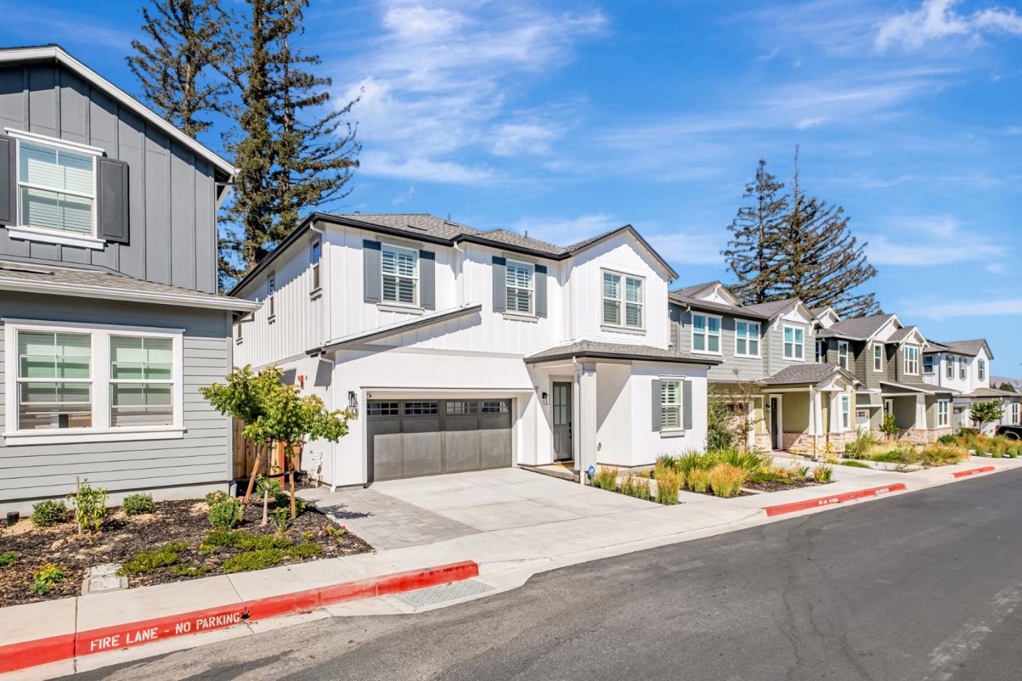 Detail Gallery Image 3 of 43 For 117 Haven Cir, Pleasant Hill,  CA 94523 - 4 Beds | 4/1 Baths