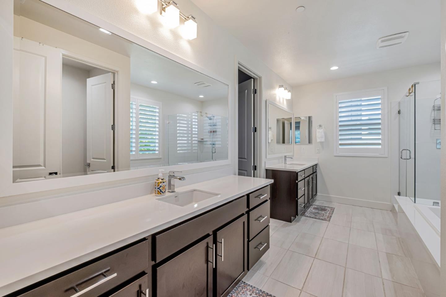 Detail Gallery Image 31 of 43 For 117 Haven Cir, Pleasant Hill,  CA 94523 - 4 Beds | 4/1 Baths