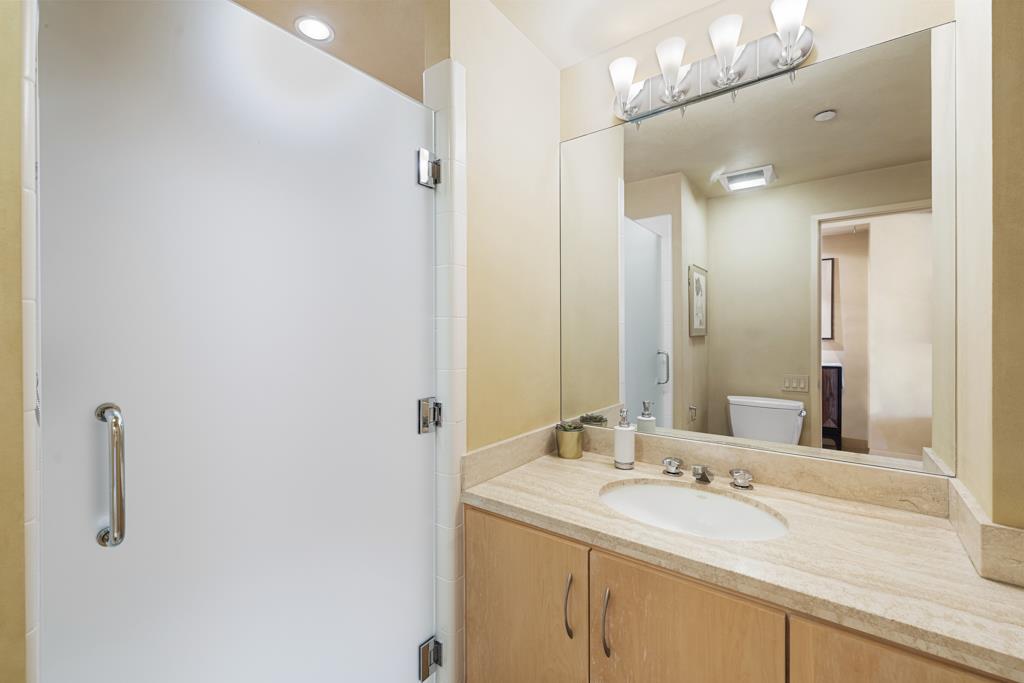 Detail Gallery Image 41 of 64 For 333 Bush St #3901,  San Francisco,  CA 94104 - 2 Beds | 2 Baths
