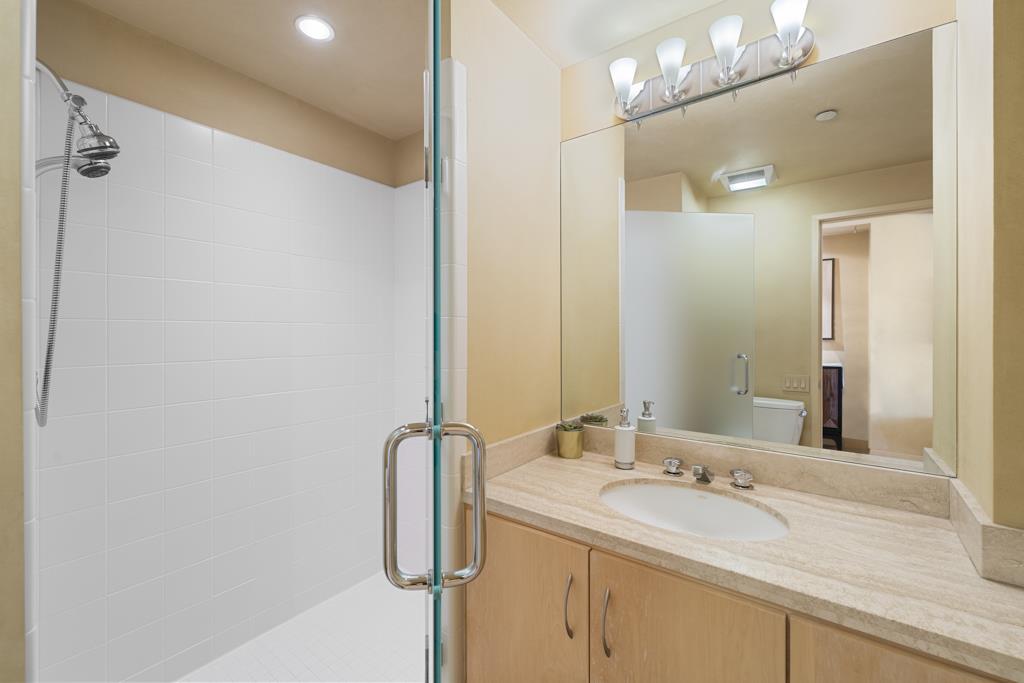 Detail Gallery Image 42 of 64 For 333 Bush St #3901,  San Francisco,  CA 94104 - 2 Beds | 2 Baths