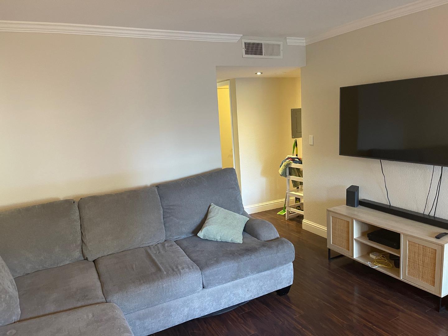 Detail Gallery Image 10 of 22 For 303 Tradewinds Dr #10,  San Jose,  CA 95123 - 2 Beds | 1 Baths