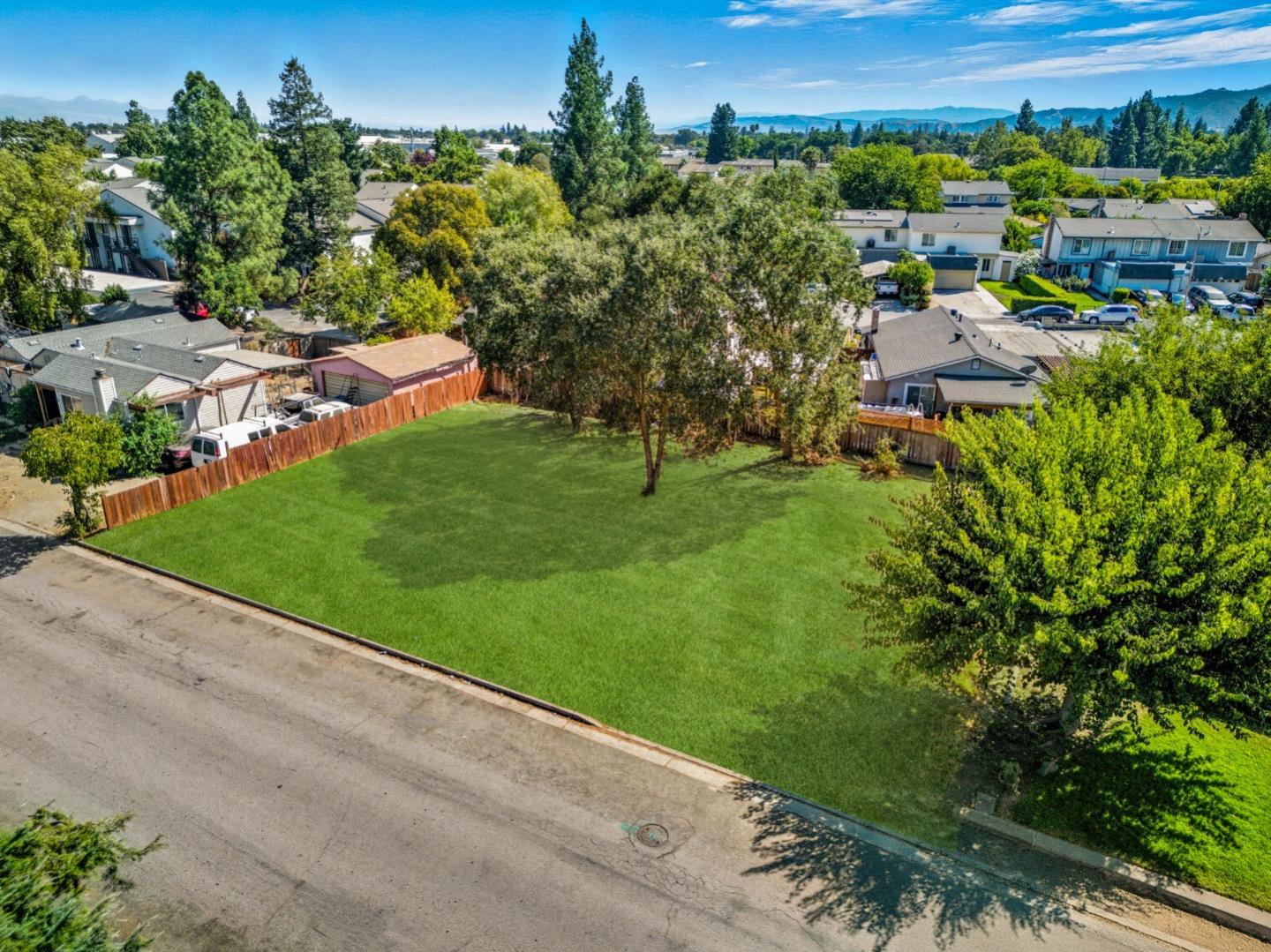 Detail Gallery Image 5 of 12 For 100 Block Ronan Ave, Gilroy,  CA 95020 - – Beds | – Baths