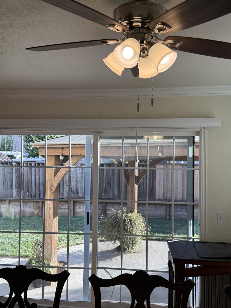 Detail Gallery Image 22 of 42 For 5736 Silver Leaf Rd, San Jose,  CA 95138 - 4 Beds | 2/1 Baths