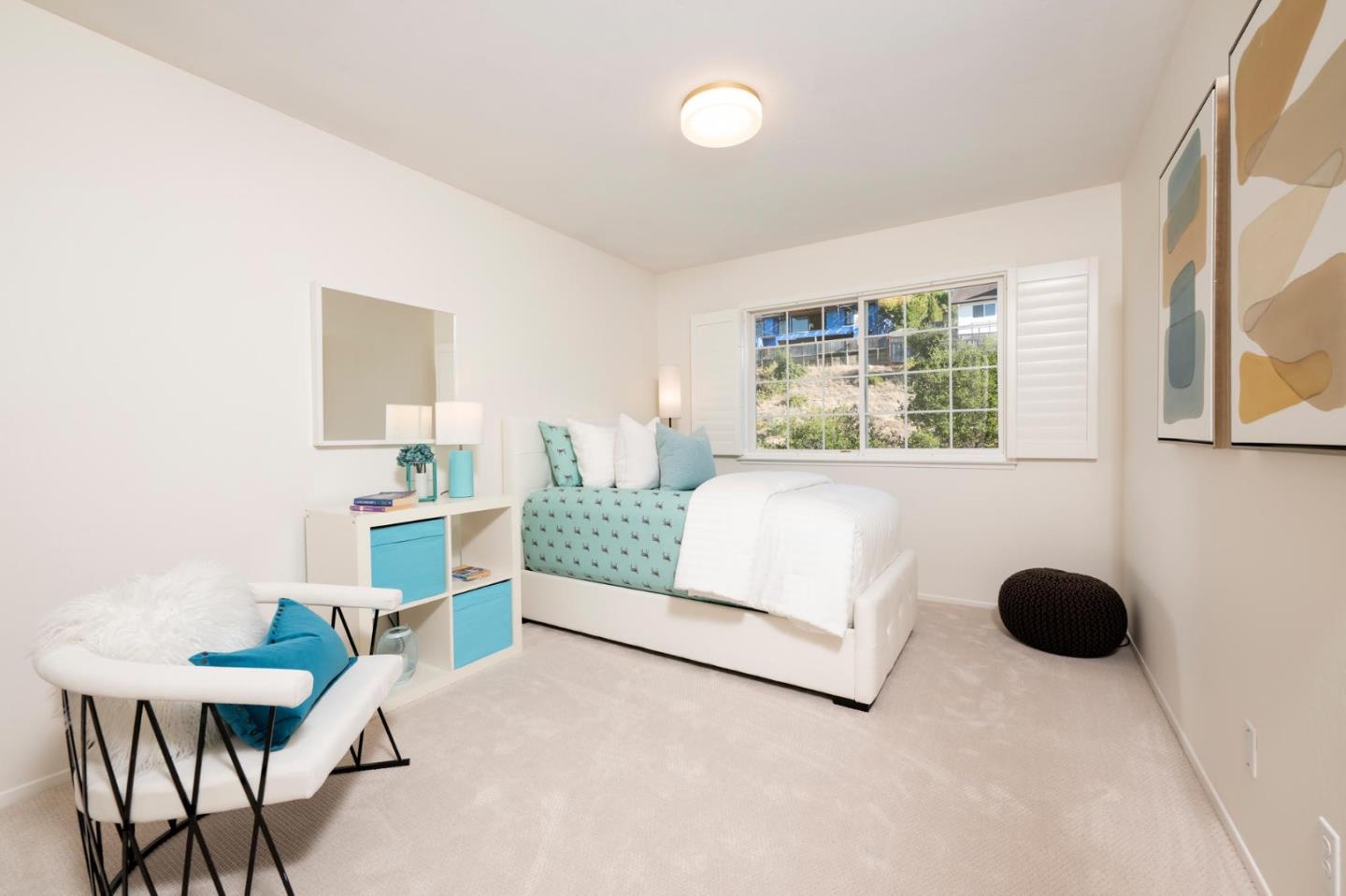 Detail Gallery Image 16 of 41 For 2860 Wakefield Dr, Belmont,  CA 94002 - 4 Beds | 2/1 Baths