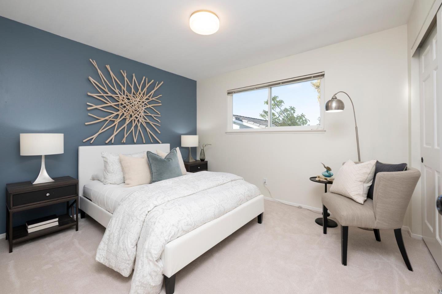 Detail Gallery Image 17 of 41 For 2860 Wakefield Dr, Belmont,  CA 94002 - 4 Beds | 2/1 Baths