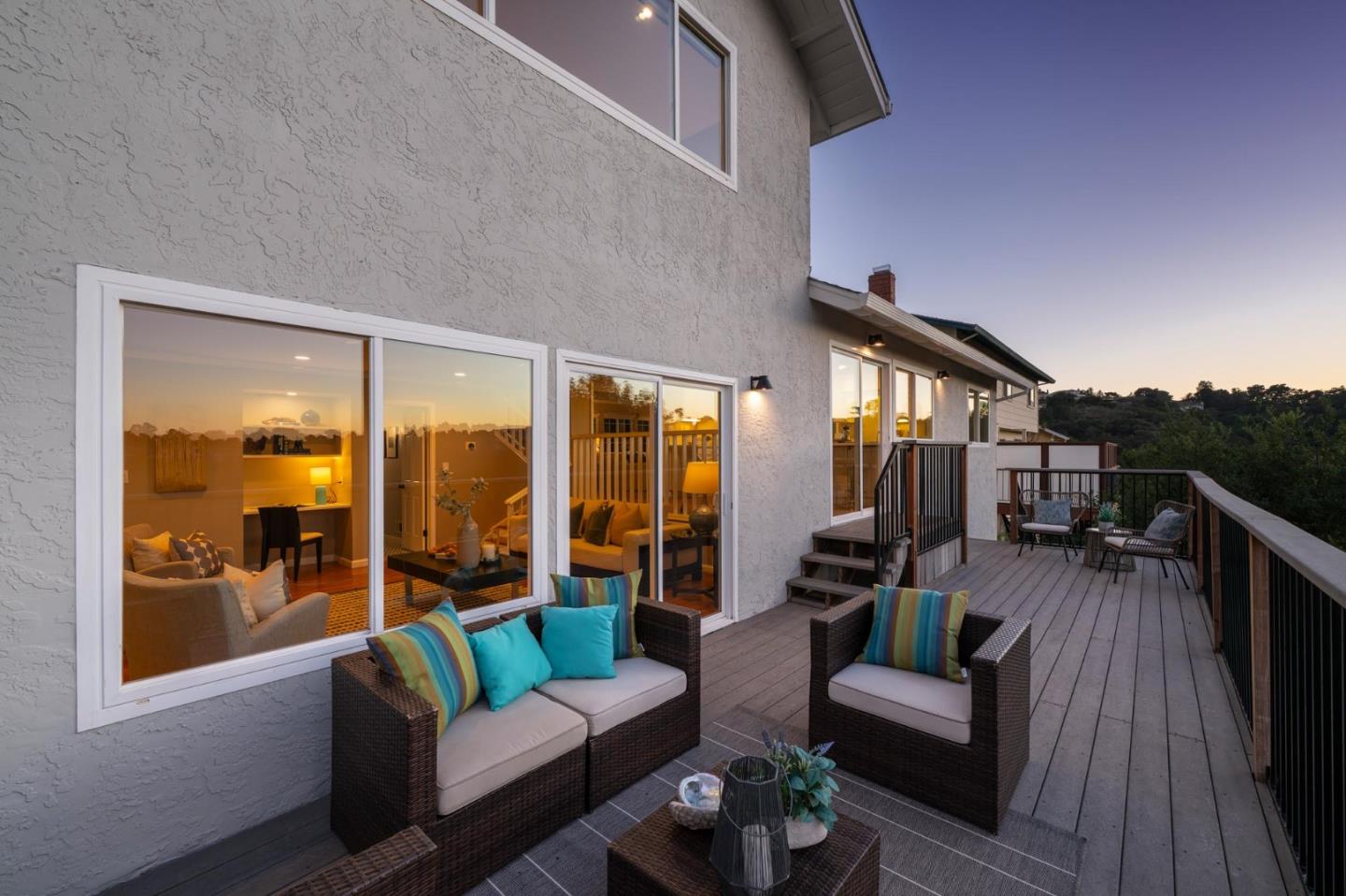 Detail Gallery Image 24 of 41 For 2860 Wakefield Dr, Belmont,  CA 94002 - 4 Beds | 2/1 Baths