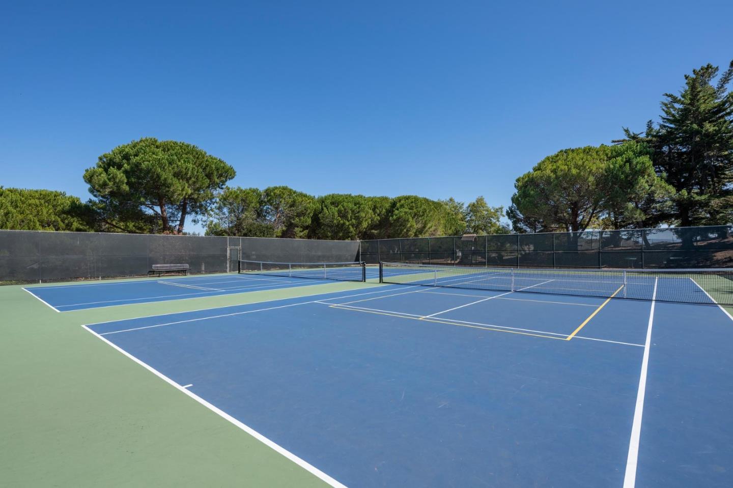 Detail Gallery Image 38 of 41 For 2860 Wakefield Dr, Belmont,  CA 94002 - 4 Beds | 2/1 Baths