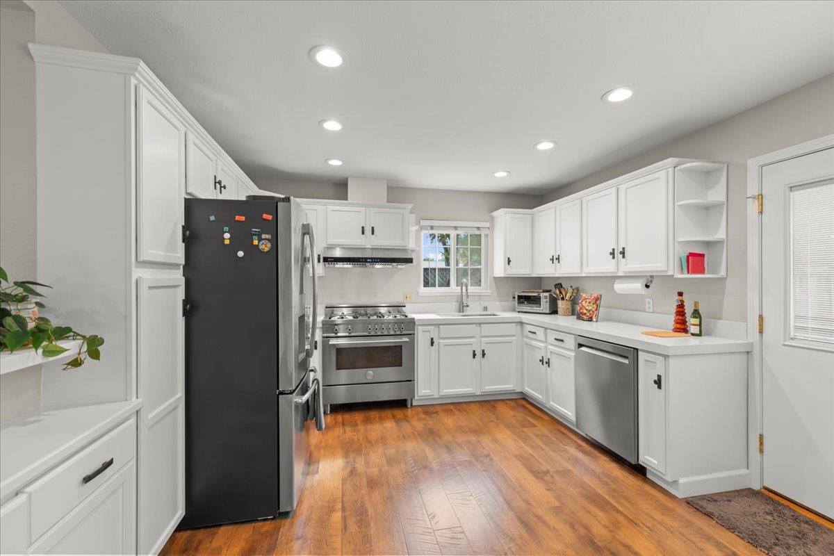 Detail Gallery Image 13 of 36 For 4406 Norwich Way, San Jose,  CA 95130 - 3 Beds | 2 Baths