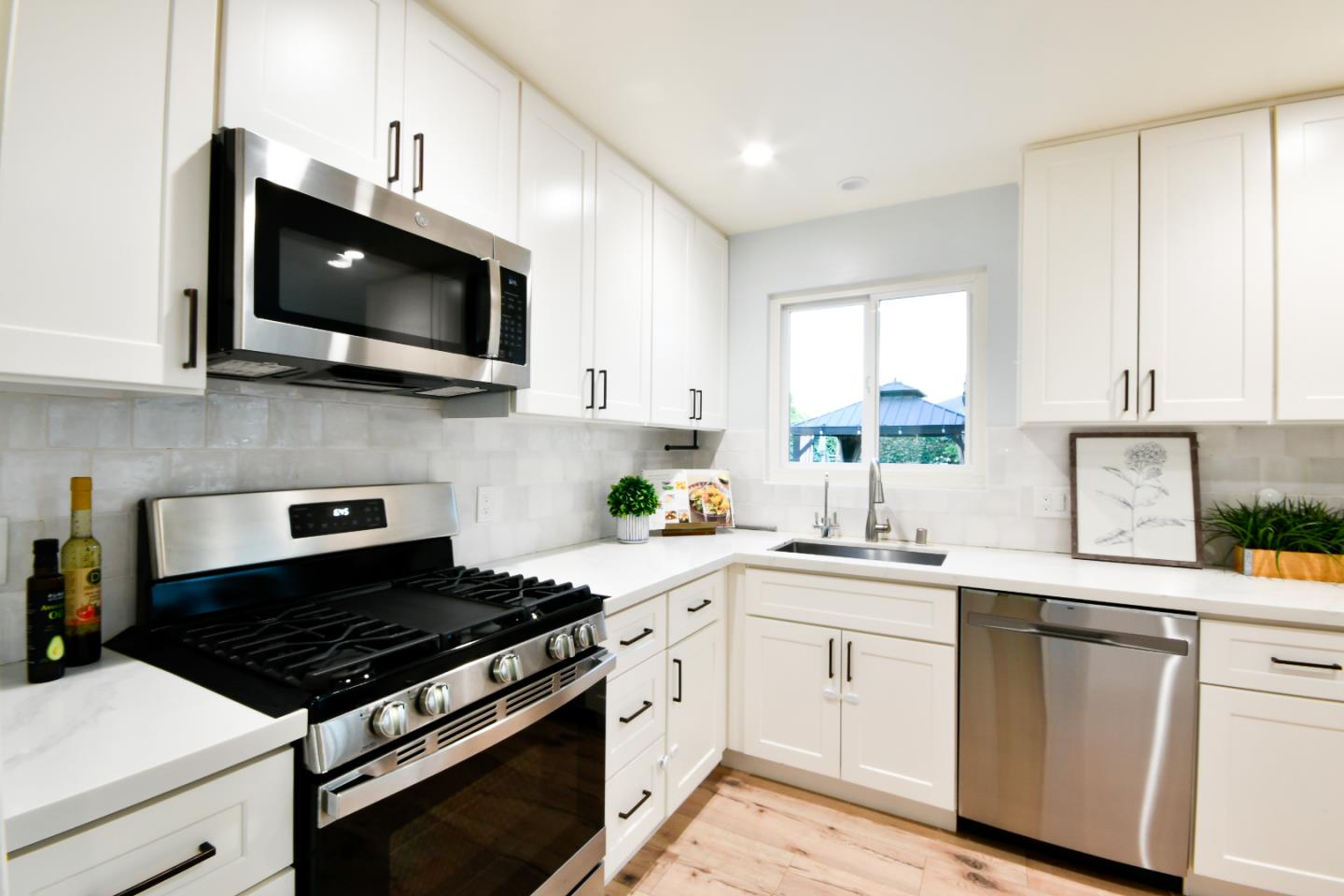 Detail Gallery Image 12 of 43 For 4586 Norris Rd, Fremont,  CA 94536 - 4 Beds | 3 Baths