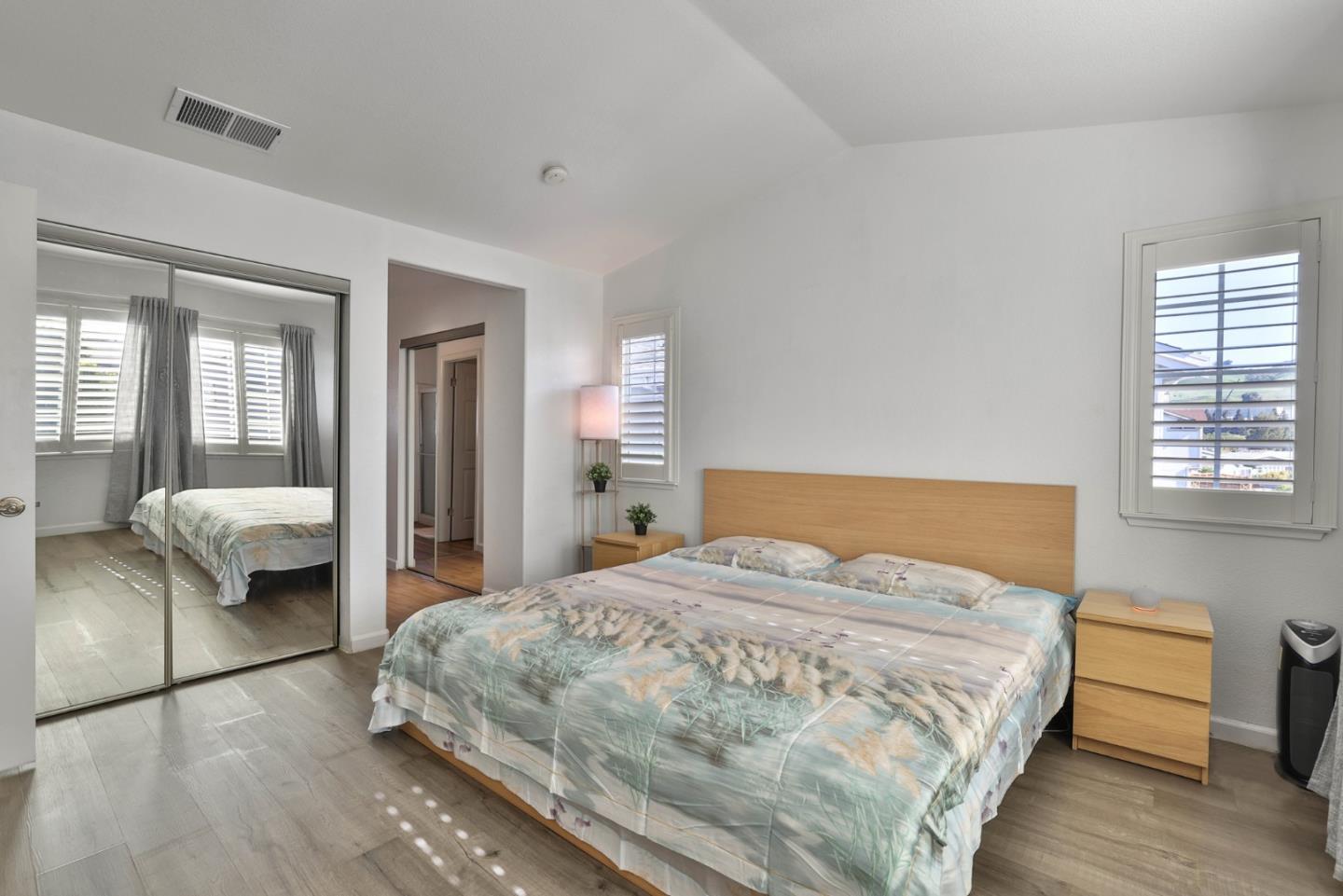 Detail Gallery Image 11 of 20 For 37 Lance Way, Hayward,  CA 94544 - 3 Beds | 2/1 Baths