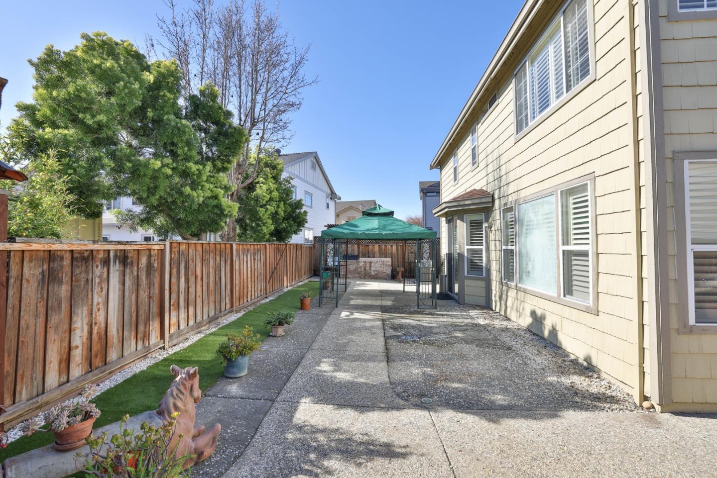 Detail Gallery Image 17 of 20 For 37 Lance Way, Hayward,  CA 94544 - 3 Beds | 2/1 Baths