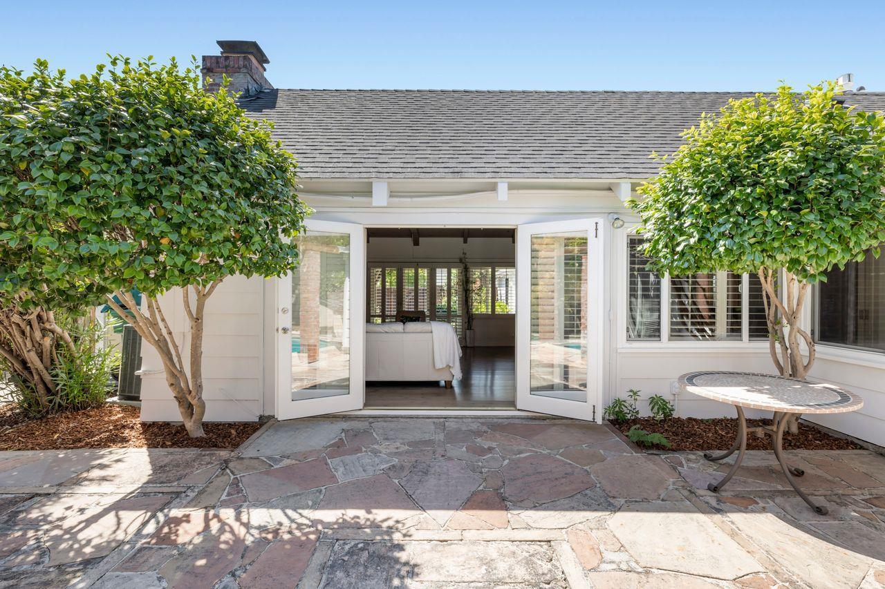 Detail Gallery Image 23 of 26 For 20 Kent Pl, Palo Alto,  CA 94301 - 2 Beds | 2 Baths