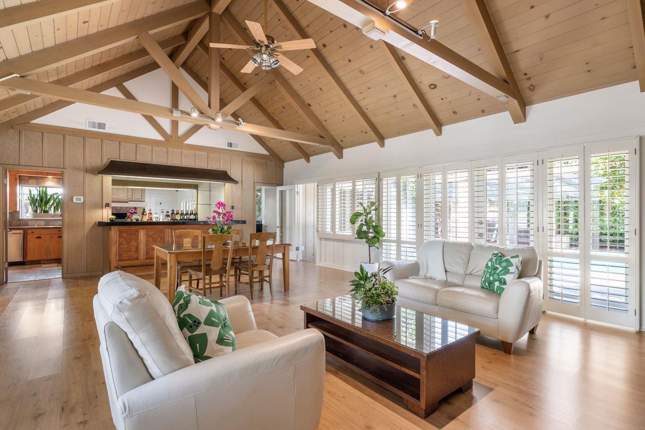 Detail Gallery Image 9 of 26 For 20 Kent Pl, Palo Alto,  CA 94301 - 2 Beds | 2 Baths