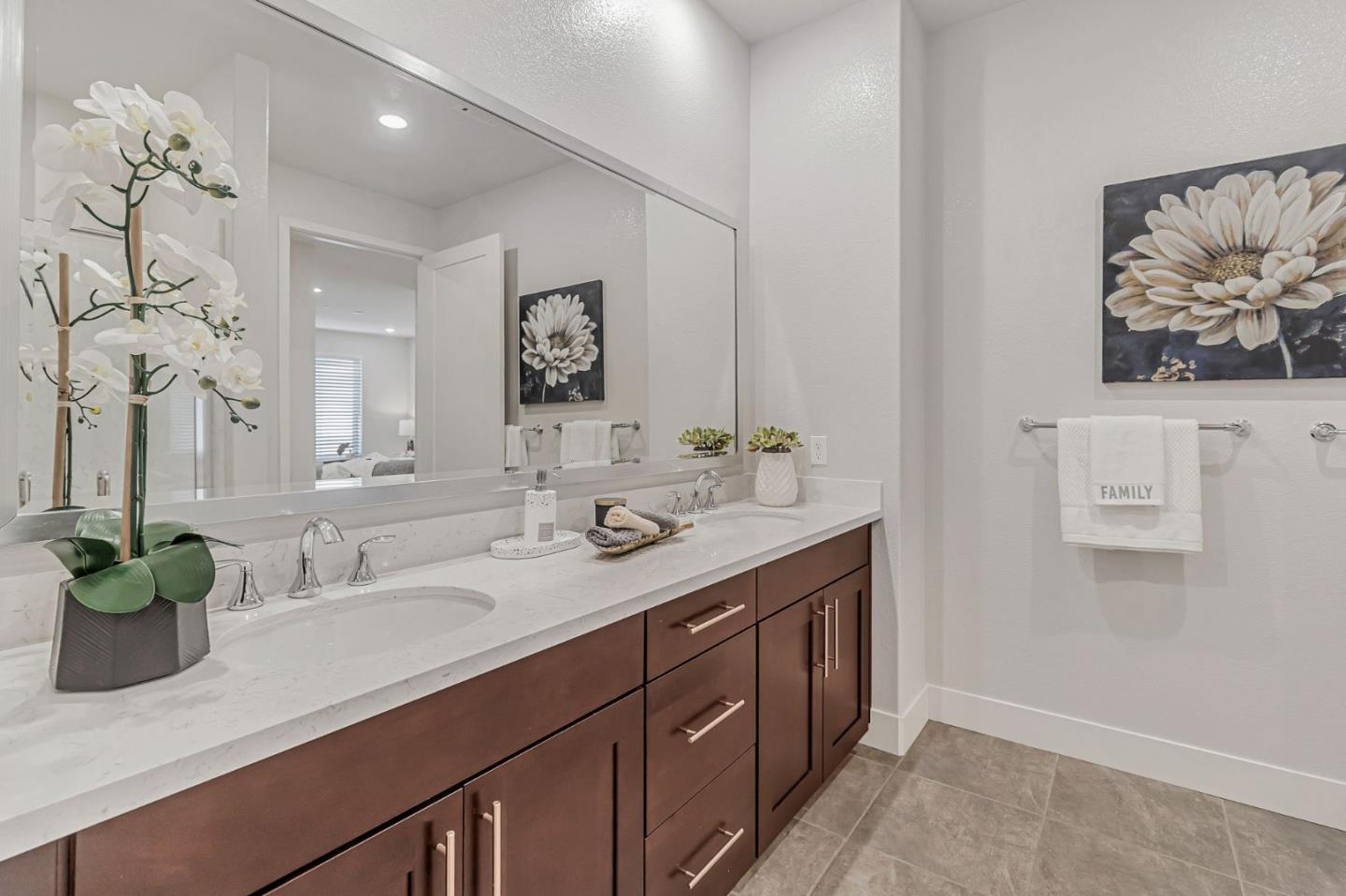 Detail Gallery Image 20 of 28 For 1028 Foster Square Ln #305,  Foster City,  CA 94404 - 3 Beds | 2 Baths