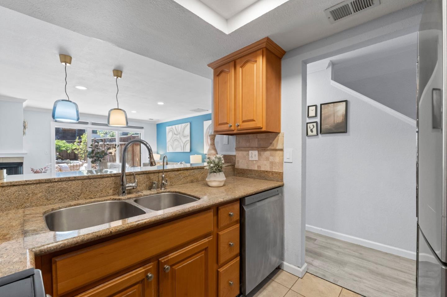 Detail Gallery Image 20 of 59 For 668 W Sunnyoaks Ave, Campbell,  CA 95008 - 2 Beds | 1/1 Baths