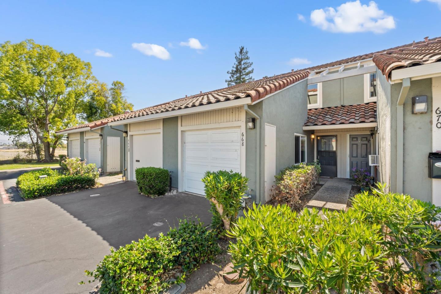 Detail Gallery Image 4 of 59 For 668 W Sunnyoaks Ave, Campbell,  CA 95008 - 2 Beds | 1/1 Baths