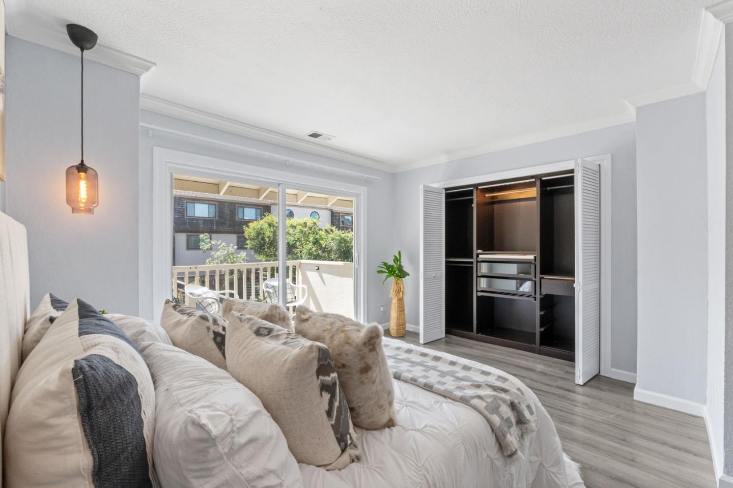 Detail Gallery Image 43 of 59 For 668 W Sunnyoaks Ave, Campbell,  CA 95008 - 2 Beds | 1/1 Baths