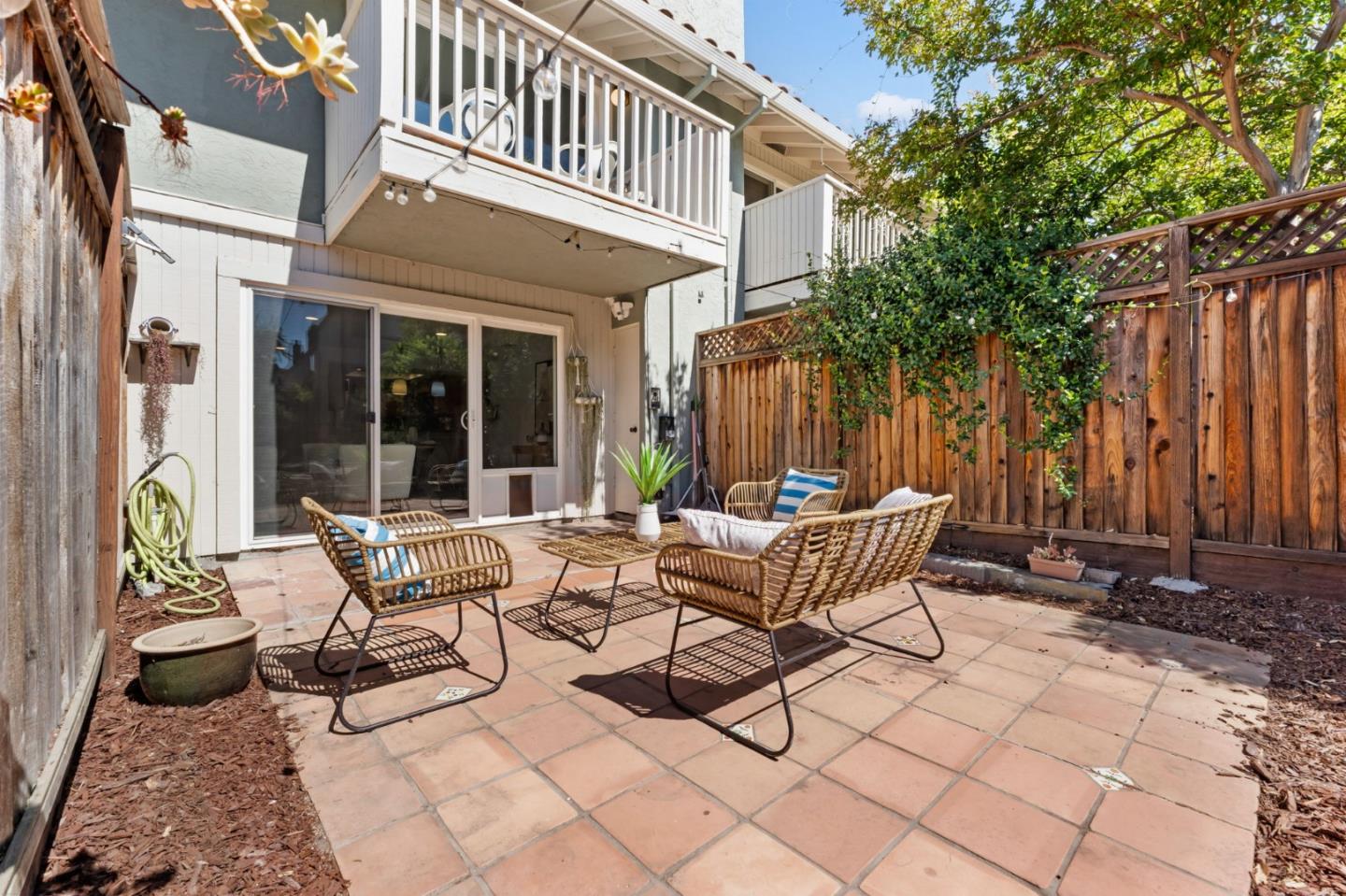 Detail Gallery Image 8 of 59 For 668 W Sunnyoaks Ave, Campbell,  CA 95008 - 2 Beds | 1/1 Baths