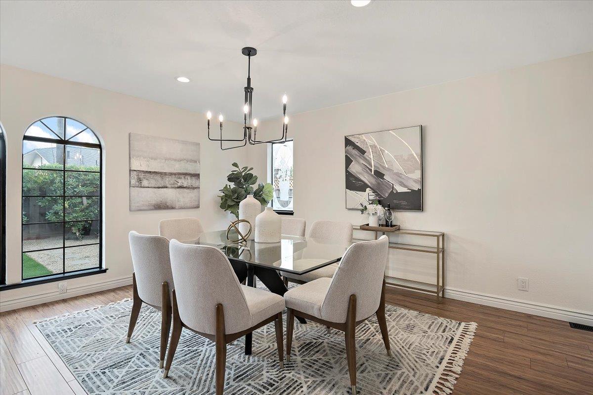 Detail Gallery Image 10 of 44 For 4867 Anna Dr, San Jose,  CA 95124 - 5 Beds | 4 Baths