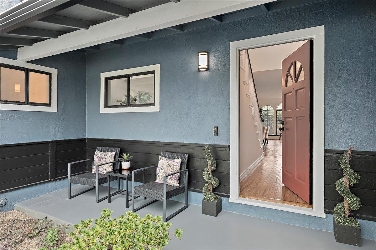 Detail Gallery Image 3 of 44 For 4867 Anna Dr, San Jose,  CA 95124 - 5 Beds | 4 Baths