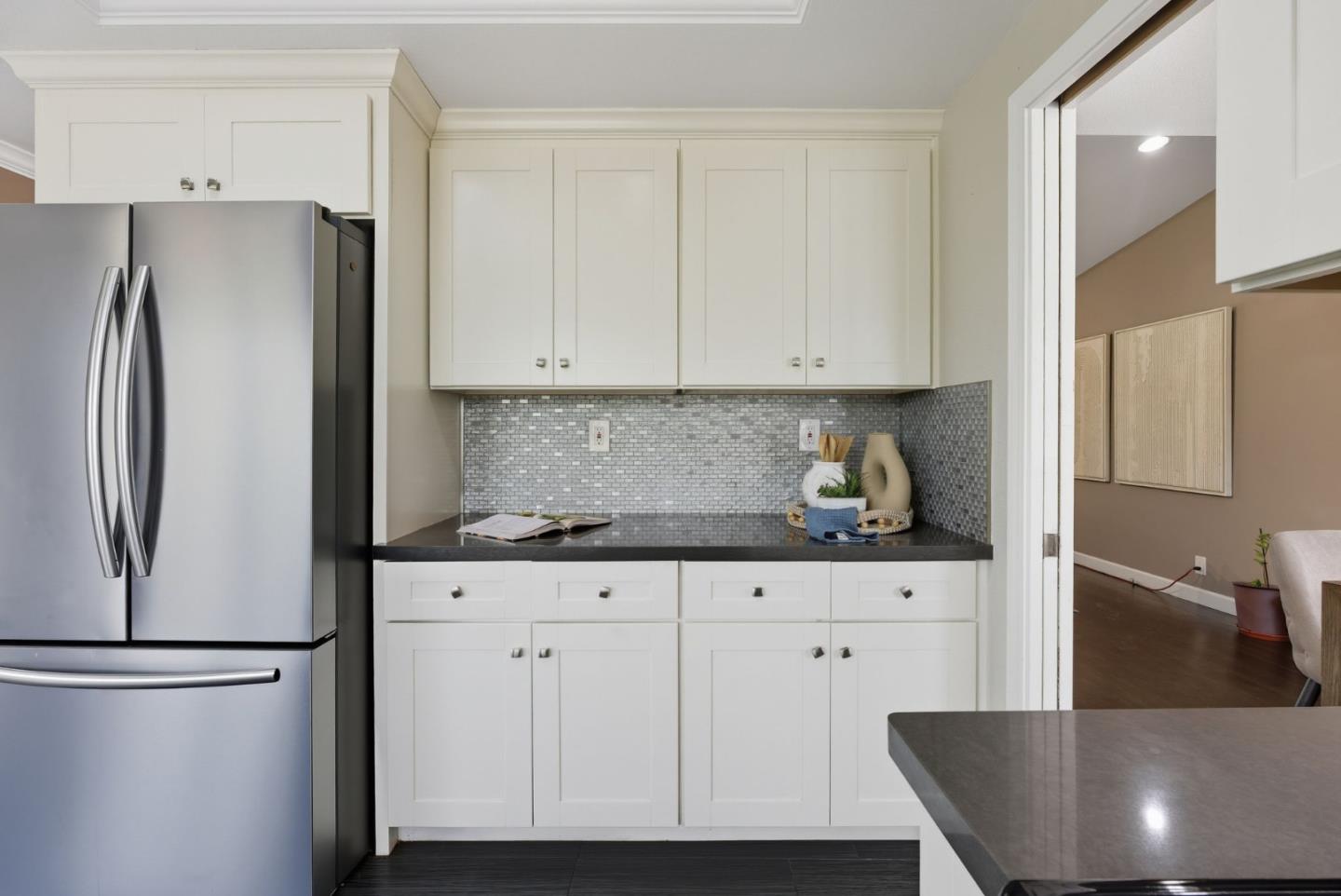 Detail Gallery Image 13 of 51 For 2673 Toy Ln, San Jose,  CA 95121 - 4 Beds | 2/1 Baths