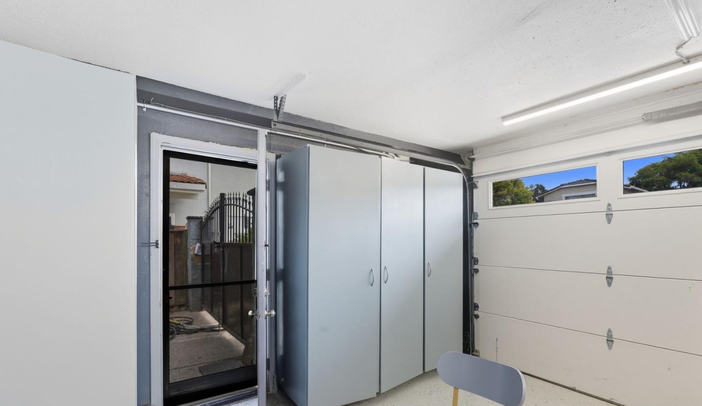 Detail Gallery Image 34 of 51 For 2673 Toy Ln, San Jose,  CA 95121 - 4 Beds | 2/1 Baths