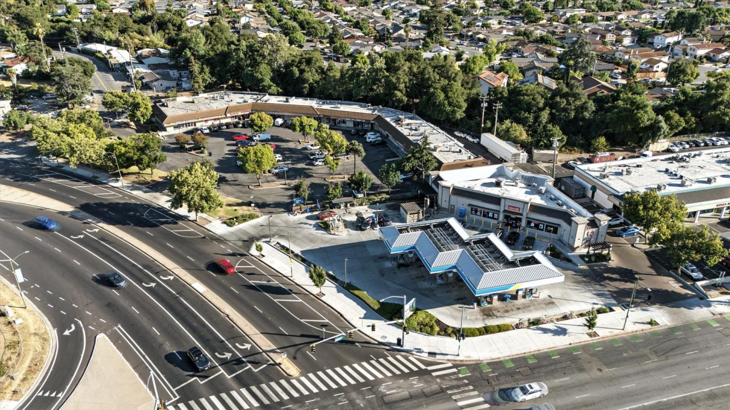 Detail Gallery Image 47 of 51 For 2673 Toy Ln, San Jose,  CA 95121 - 4 Beds | 2/1 Baths