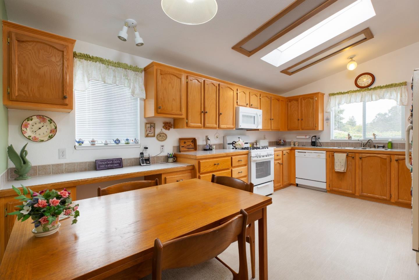 Detail Gallery Image 8 of 21 For 100 N Rodeo Gulch Rd #63,  Soquel,  CA 95073 - 2 Beds | 2 Baths