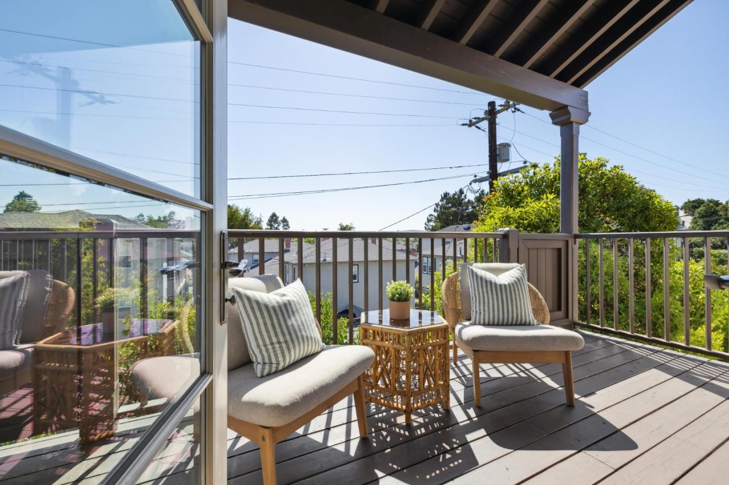 Detail Gallery Image 19 of 70 For 149 W 3rd Ave, San Mateo,  CA 94402 - 2 Beds | 2 Baths