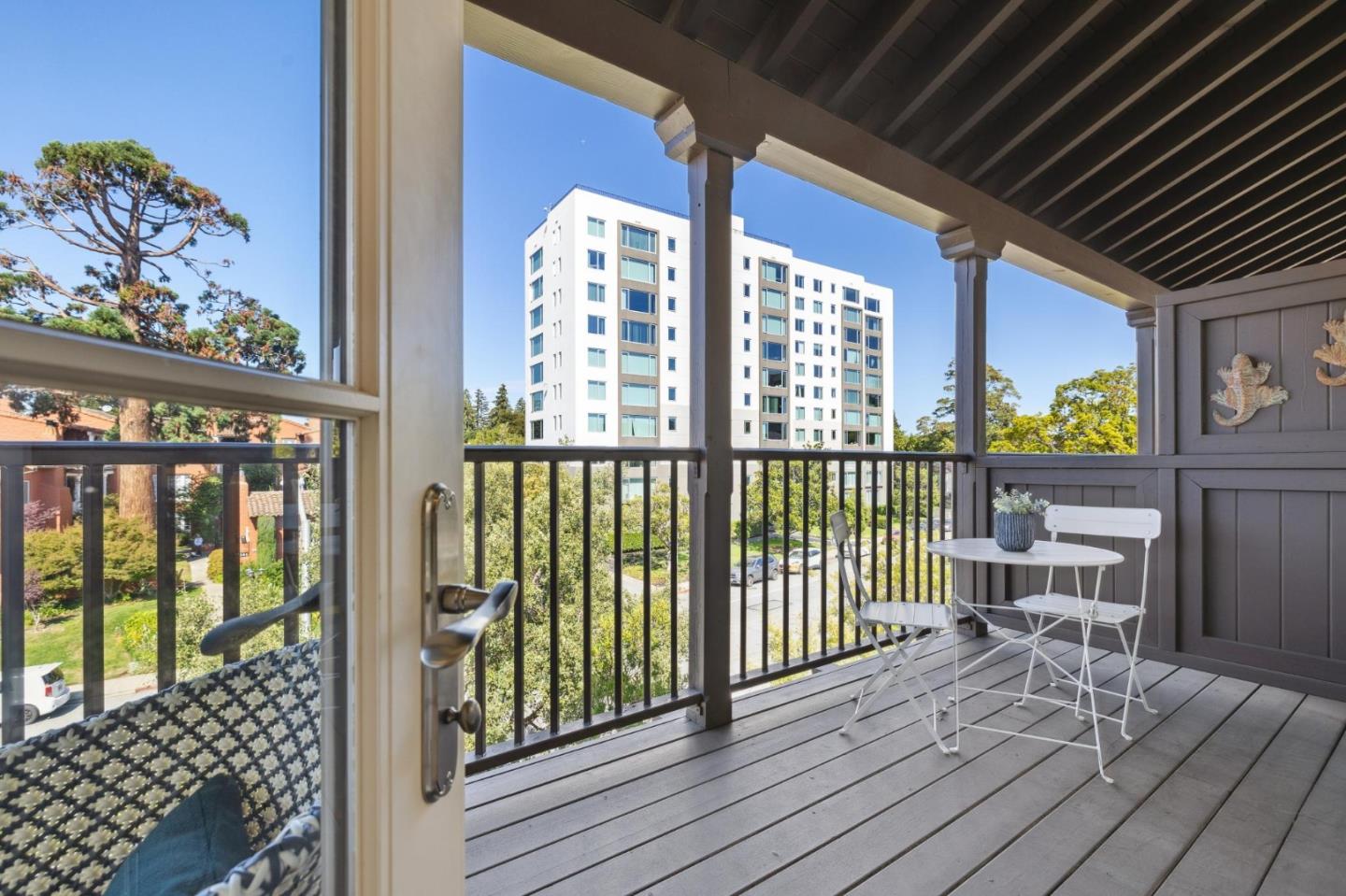 Detail Gallery Image 63 of 70 For 149 W 3rd Ave, San Mateo,  CA 94402 - 2 Beds | 2 Baths