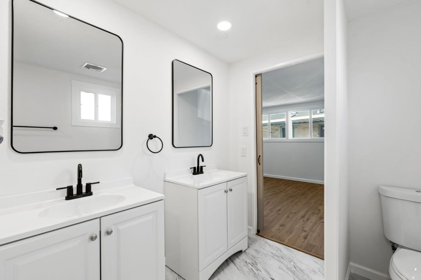 Detail Gallery Image 24 of 43 For 20 Russell Rd #86,  Salinas,  CA 93906 - 3 Beds | 2 Baths