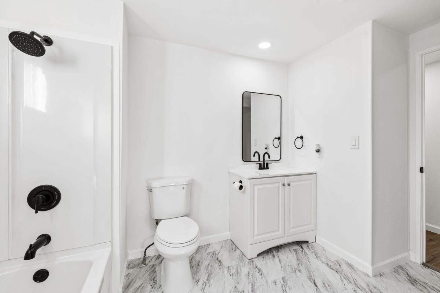 Detail Gallery Image 33 of 43 For 20 Russell Rd #86,  Salinas,  CA 93906 - 3 Beds | 2 Baths
