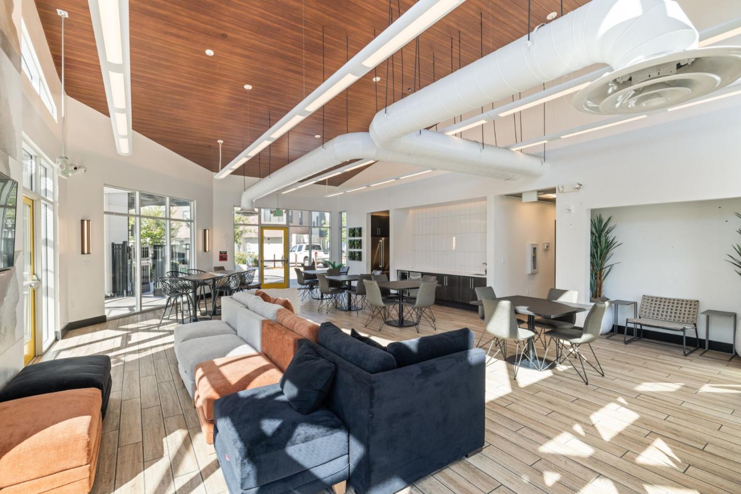 Detail Gallery Image 33 of 37 For 45009 Challenge Cmn #301,  Fremont,  CA 94538 - 3 Beds | 2/1 Baths