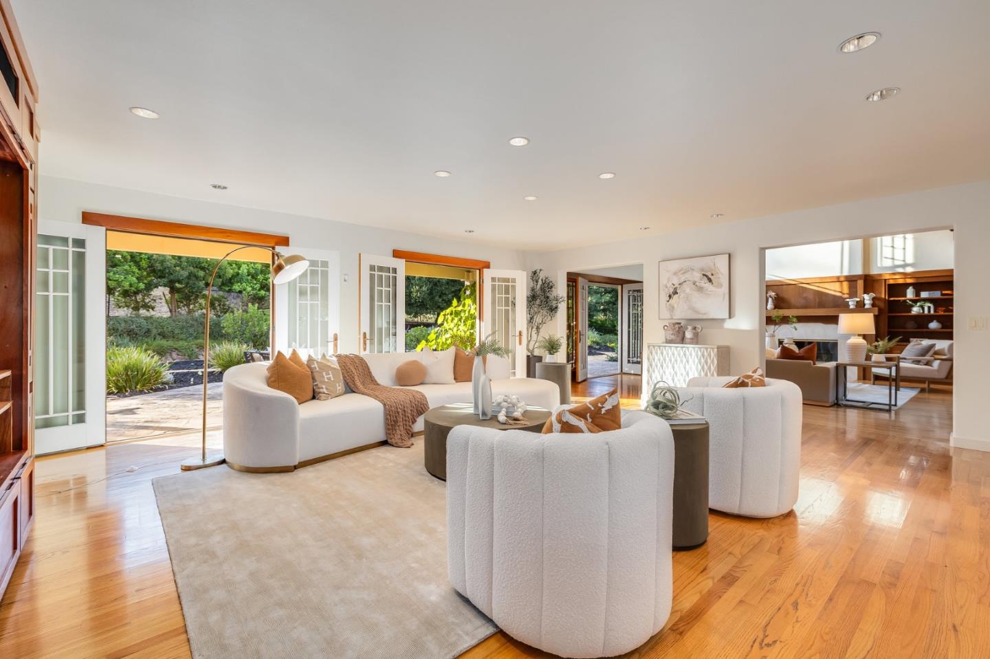 Detail Gallery Image 11 of 75 For 13961 Fremont Pines Ln, Los Altos Hills,  CA 94022 - 5 Beds | 4 Baths