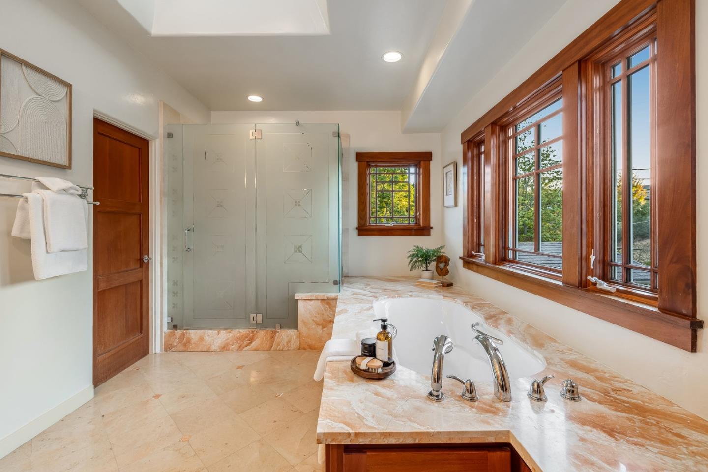 Detail Gallery Image 51 of 75 For 13961 Fremont Pines Ln, Los Altos Hills,  CA 94022 - 5 Beds | 4 Baths