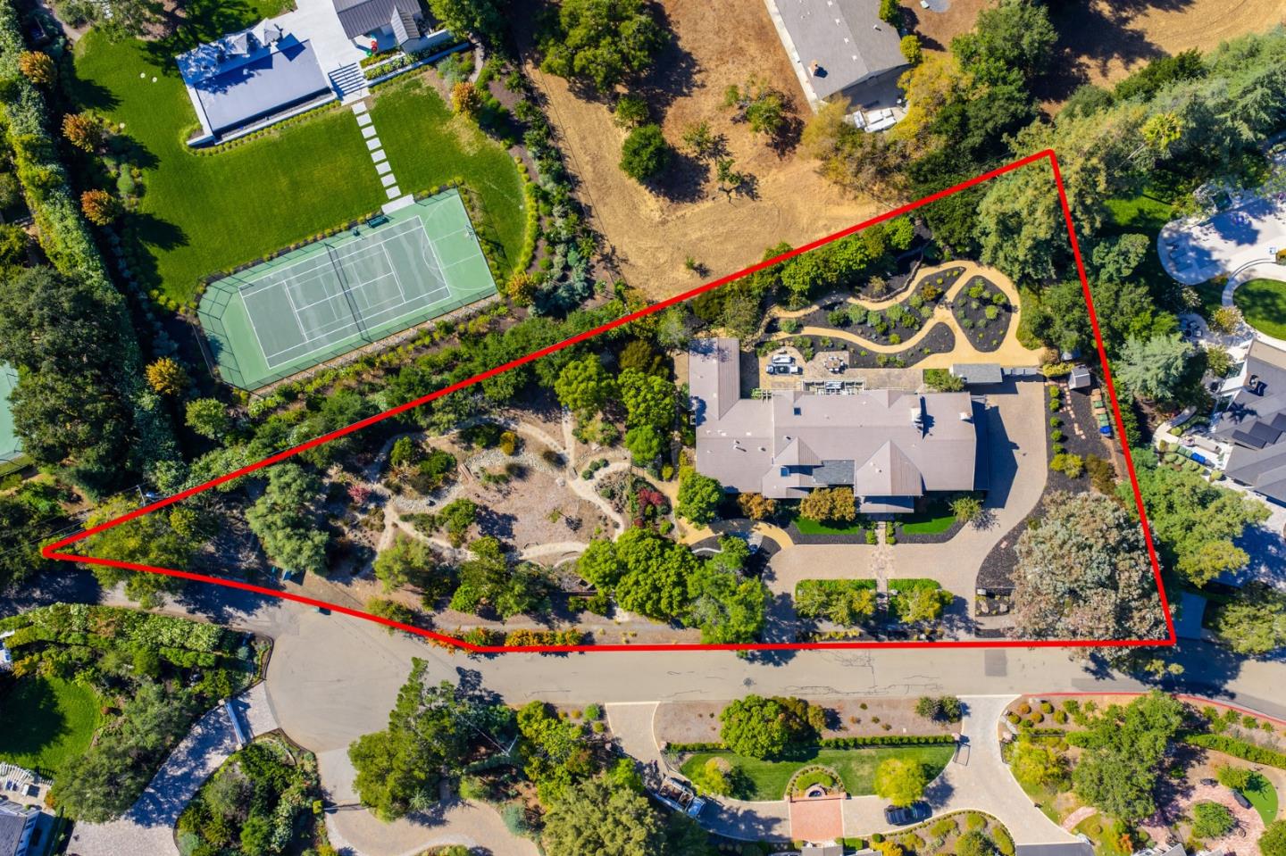 Detail Gallery Image 67 of 75 For 13961 Fremont Pines Ln, Los Altos Hills,  CA 94022 - 5 Beds | 4 Baths