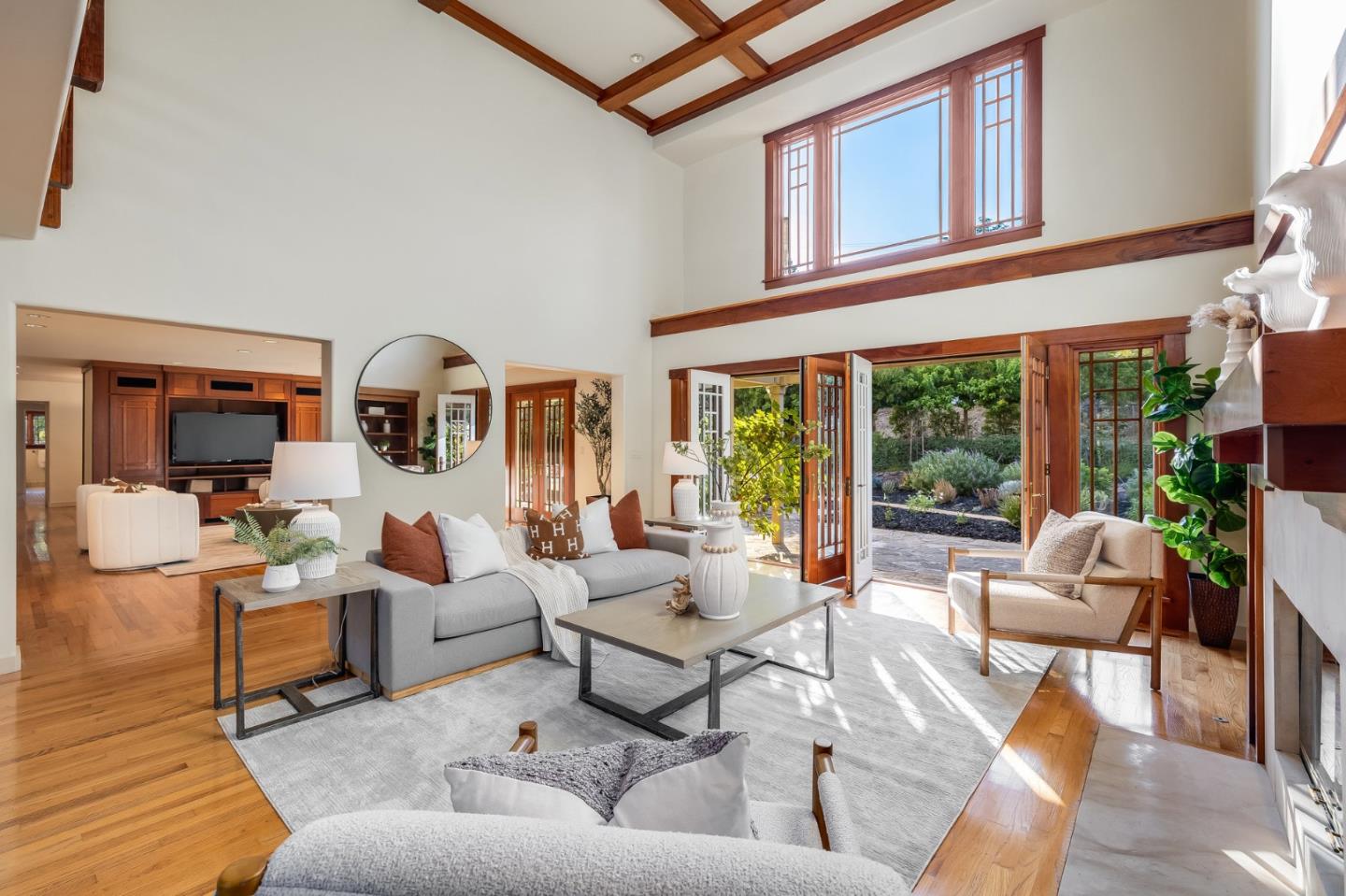 Detail Gallery Image 9 of 75 For 13961 Fremont Pines Ln, Los Altos Hills,  CA 94022 - 5 Beds | 4 Baths