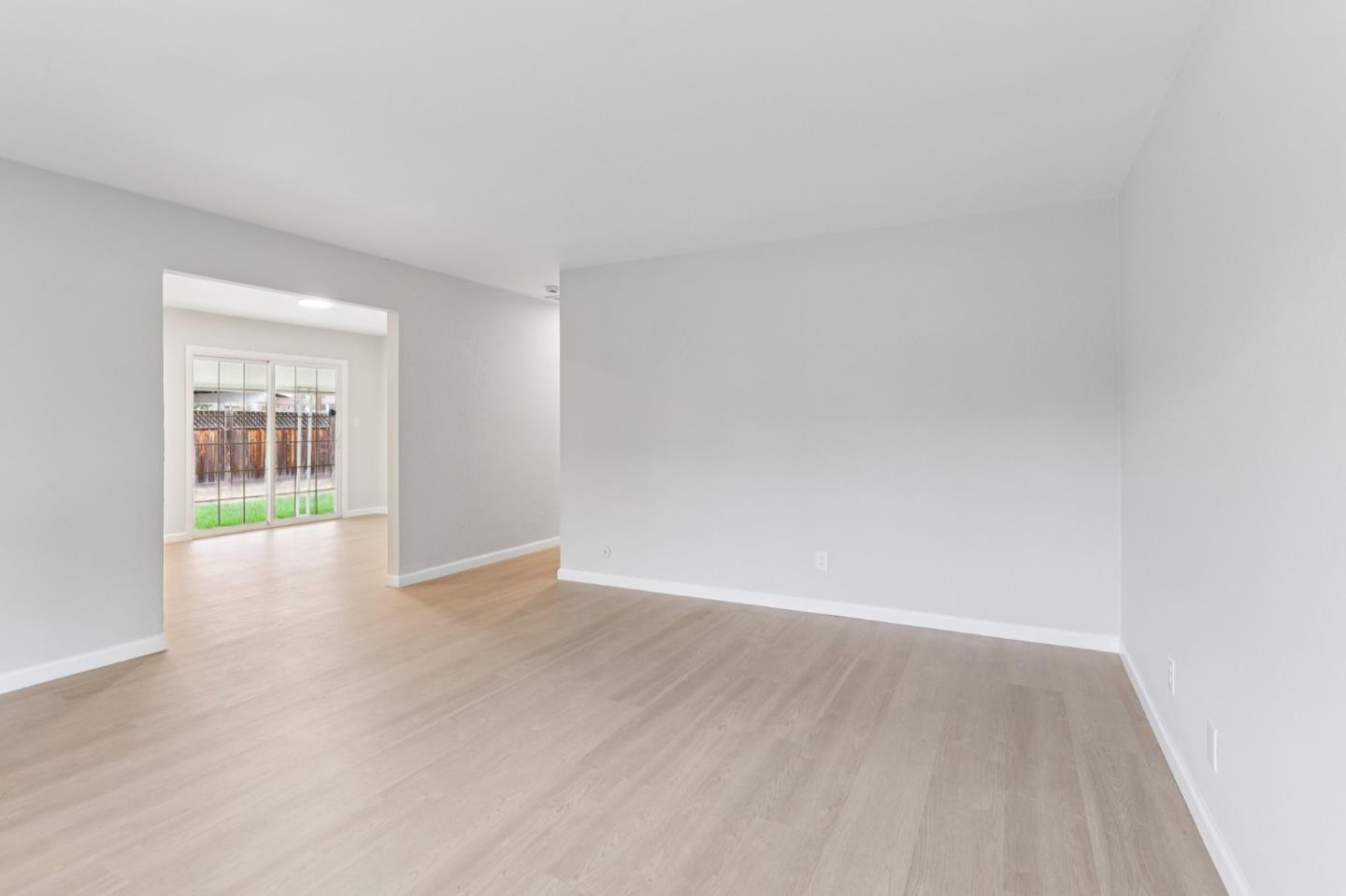 Detail Gallery Image 10 of 40 For 1398 Boysea Dr, San Jose,  CA 95118 - 3 Beds | 1/1 Baths