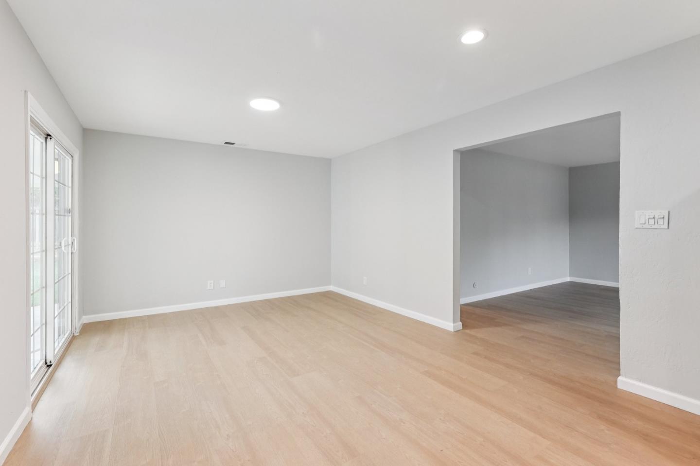 Detail Gallery Image 12 of 40 For 1398 Boysea Dr, San Jose,  CA 95118 - 3 Beds | 1/1 Baths