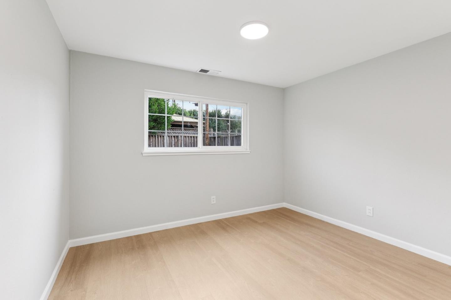 Detail Gallery Image 23 of 40 For 1398 Boysea Dr, San Jose,  CA 95118 - 3 Beds | 1/1 Baths