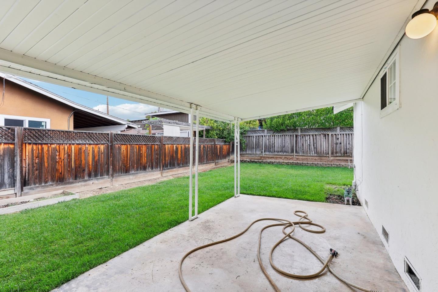 Detail Gallery Image 28 of 40 For 1398 Boysea Dr, San Jose,  CA 95118 - 3 Beds | 1/1 Baths