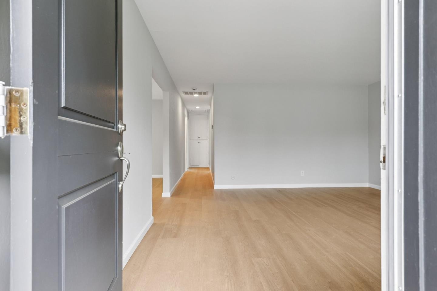 Detail Gallery Image 6 of 40 For 1398 Boysea Dr, San Jose,  CA 95118 - 3 Beds | 1/1 Baths