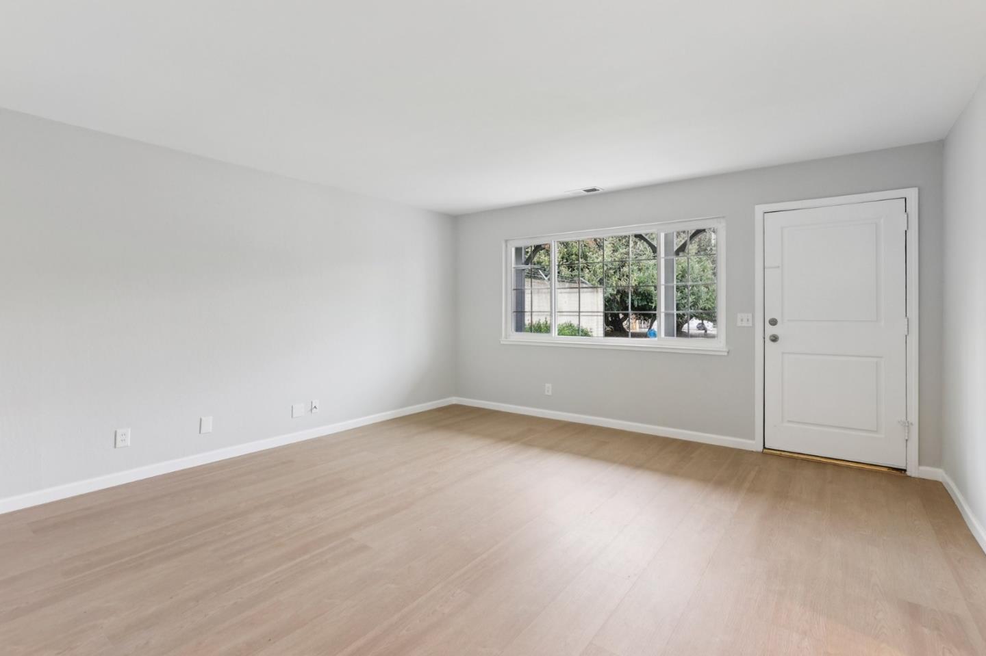 Detail Gallery Image 7 of 40 For 1398 Boysea Dr, San Jose,  CA 95118 - 3 Beds | 1/1 Baths