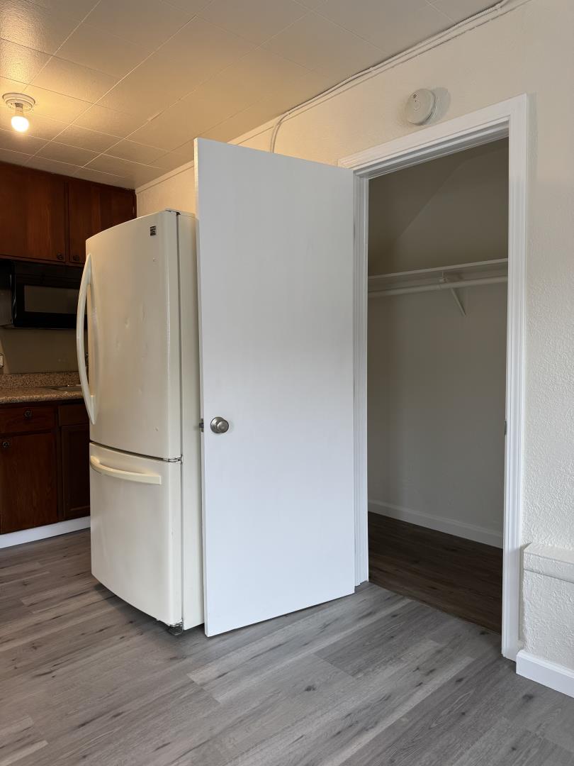 Detail Gallery Image 20 of 37 For 24545 Leona Dr, Hayward,  CA 94542 - 5 Beds | 2 Baths