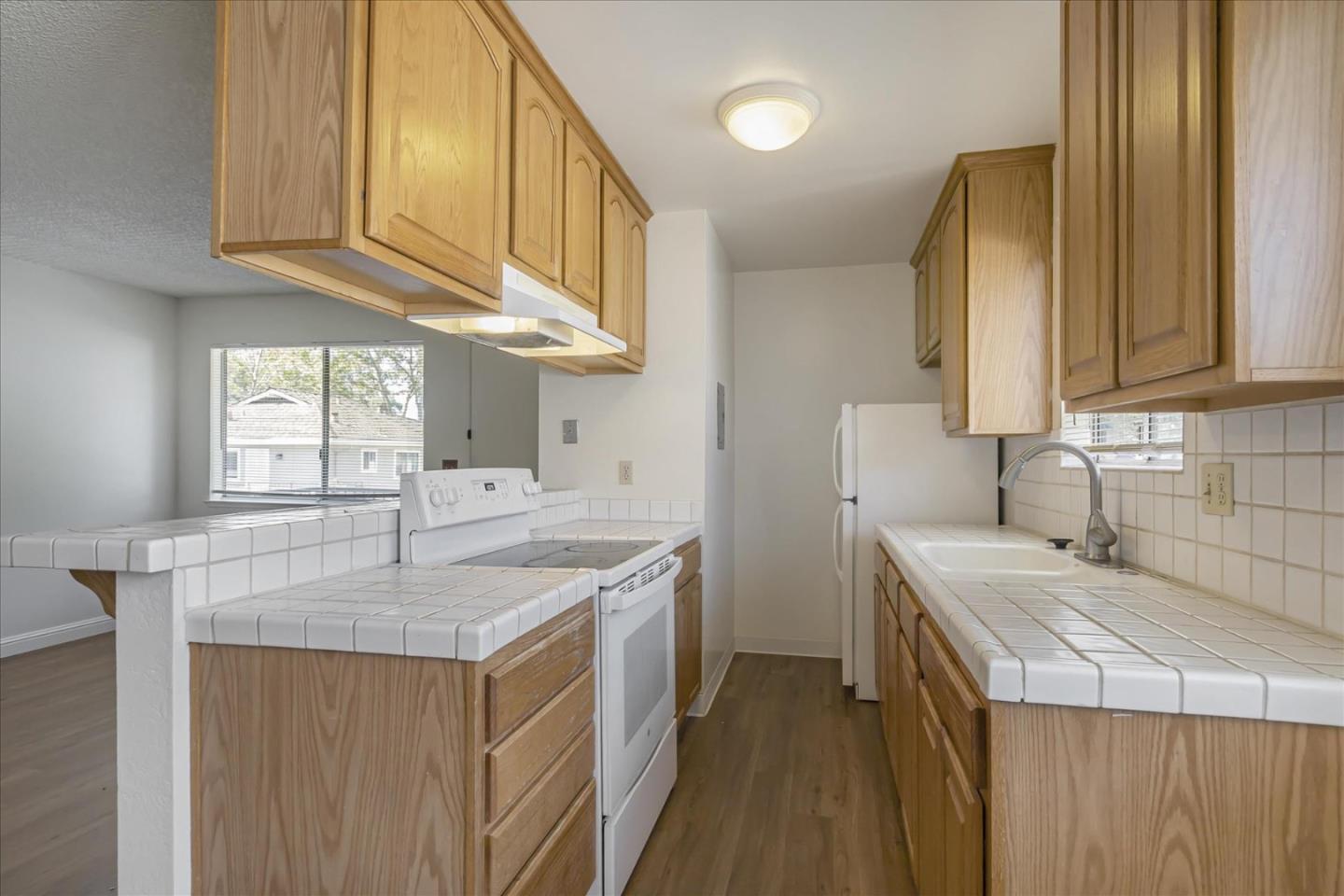 Detail Gallery Image 12 of 28 For 825 N Capitol Ave #4,  San Jose,  CA 95133 - 2 Beds | 1 Baths