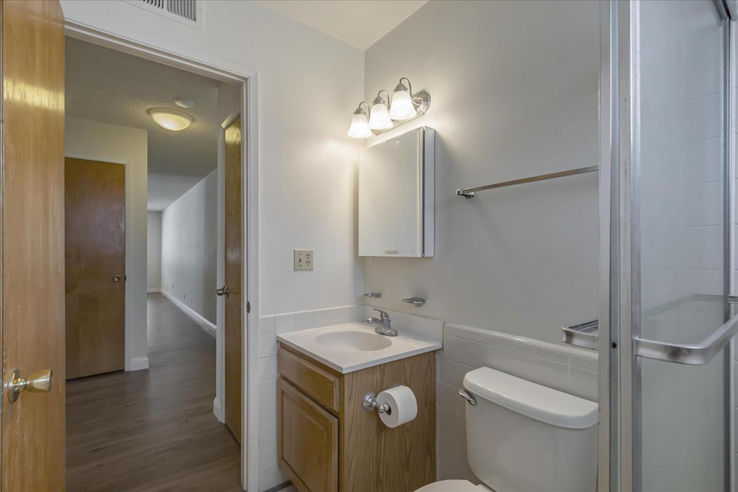 Detail Gallery Image 22 of 28 For 825 N Capitol Ave #4,  San Jose,  CA 95133 - 2 Beds | 1 Baths