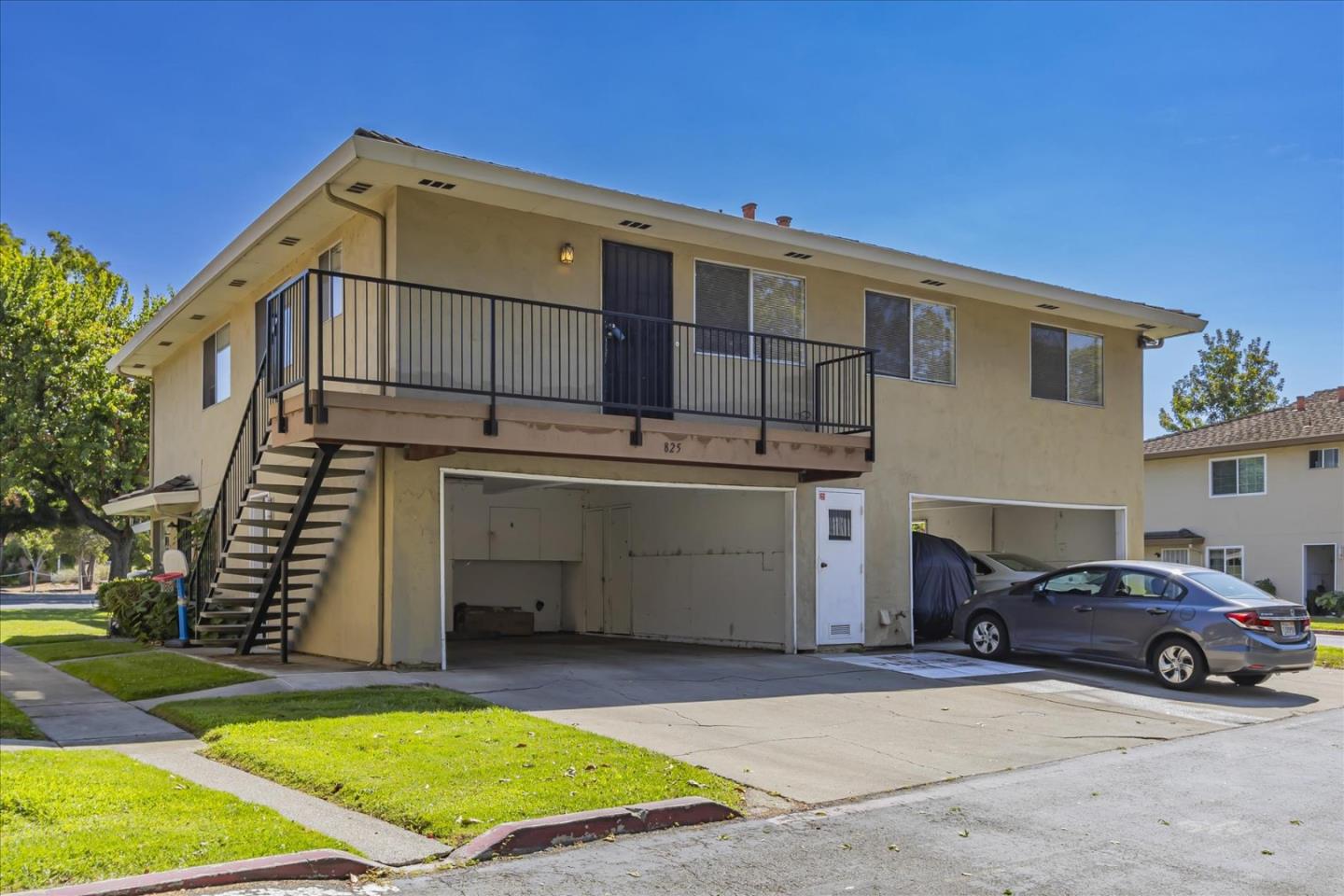 Detail Gallery Image 4 of 28 For 825 N Capitol Ave #4,  San Jose,  CA 95133 - 2 Beds | 1 Baths