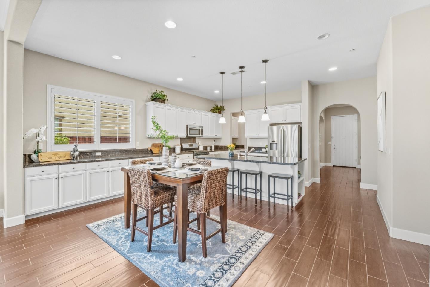 Detail Gallery Image 21 of 65 For 3716 Chiavari Way, Manteca,  CA 95337 - 3 Beds | 2/1 Baths