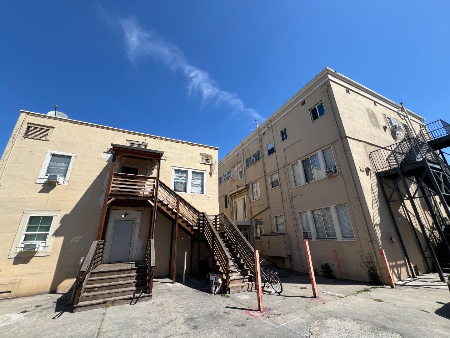 Detail Gallery Image 3 of 5 For 545 N California St, Stockton,  CA 95202 - – Beds | – Baths