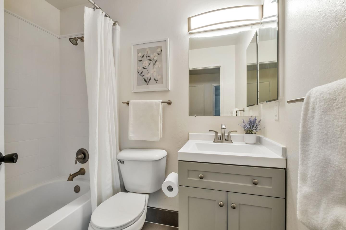 Detail Gallery Image 18 of 24 For 2224 Peacock Pl #3,  Union City,  CA 94587 - 2 Beds | 1 Baths